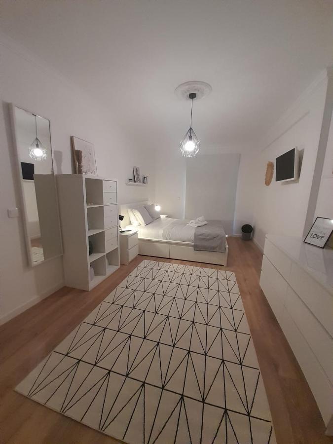 Amalia Rodrigues -Apartamento Com 3 Quartos Em Pleno Coracao De Ílhavo מראה חיצוני תמונה